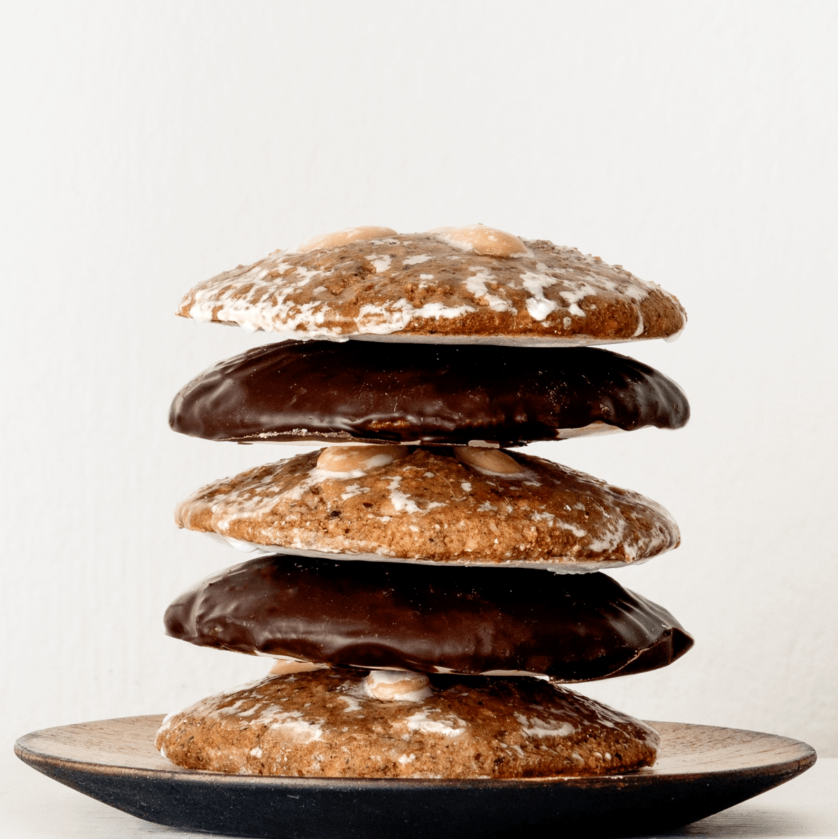 Gluten-Free Lebkuchen – Classic, Chocolate & Assorted