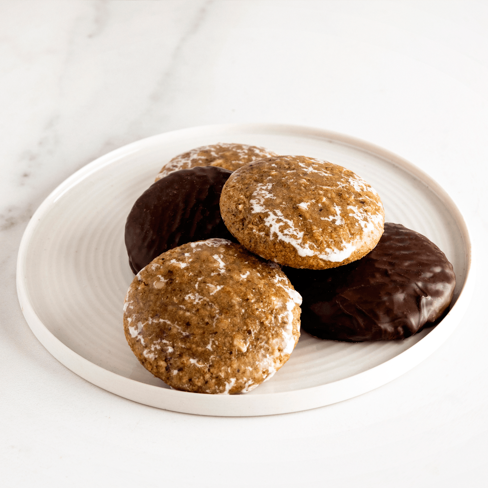 Mini Lebkuchen – Classic, Chocolate & Assorted German Treats