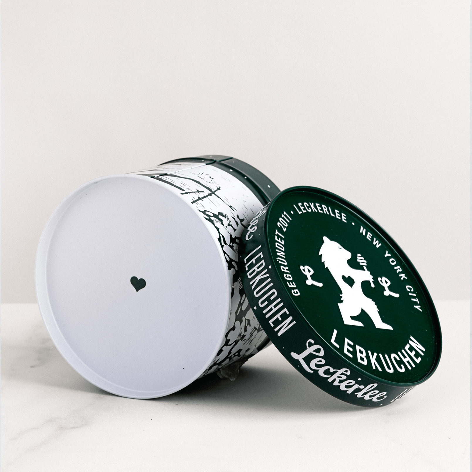 Leckerlee Lebkuchen | Snowy Pines Tin